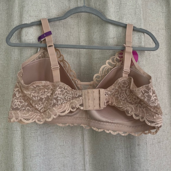 Lace Bralette in Tan - Picture 2 of 3